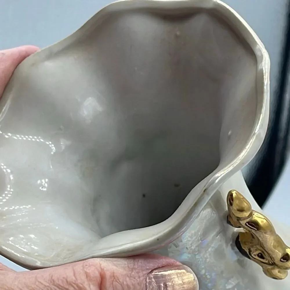 Vintage Vase iridescent Lusterware applied ceramic roses. - Picture 9 of 9